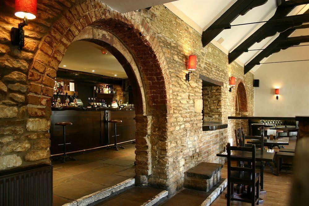 טטברי Priory Inn מראה חיצוני תמונה